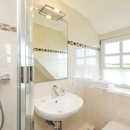 Semesterbostad Haus Peter Von & Mehr